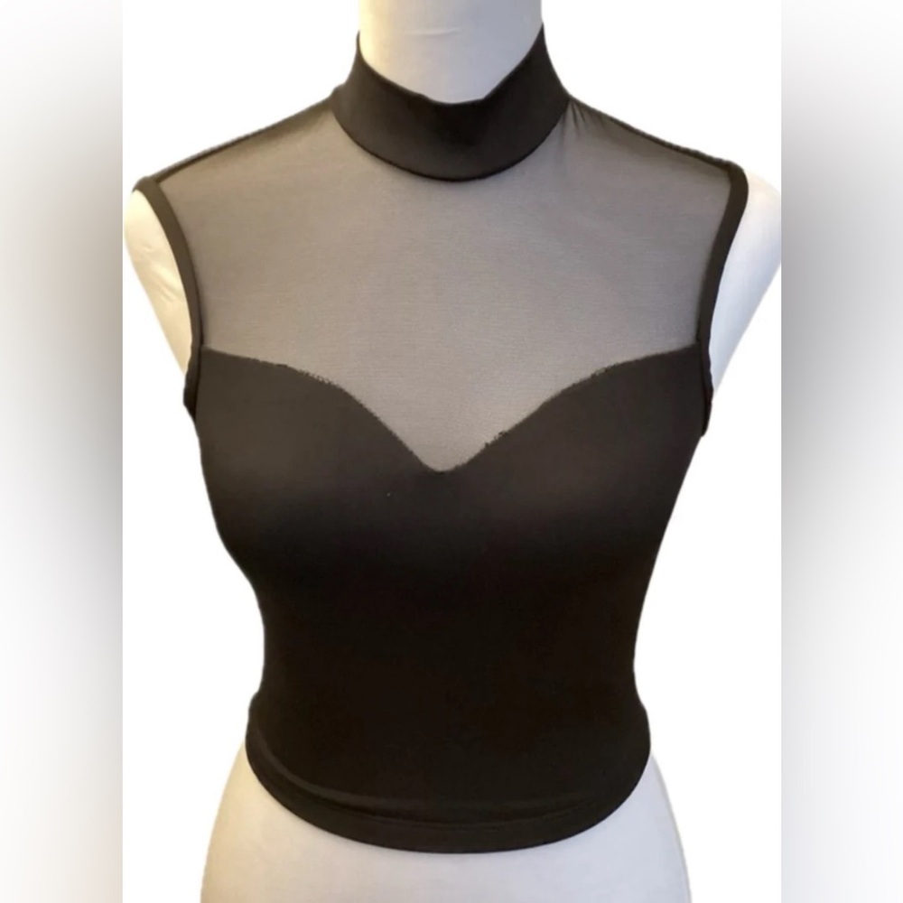 Body Wrappers Dancewear Black Mesh Sleeveless Crop Top. Size Adult Small